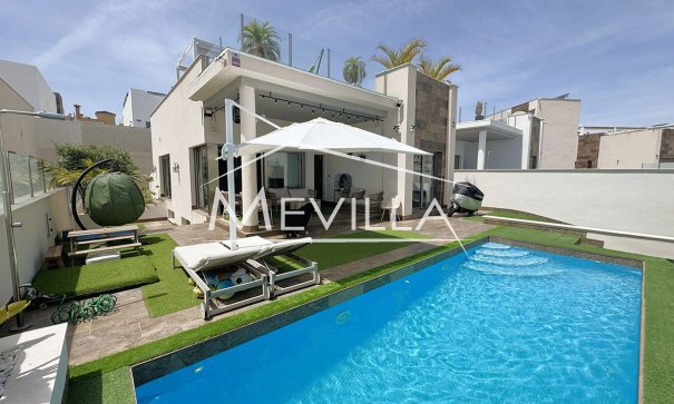 Villa - Reventes - Orihuela Costa - Villamartin