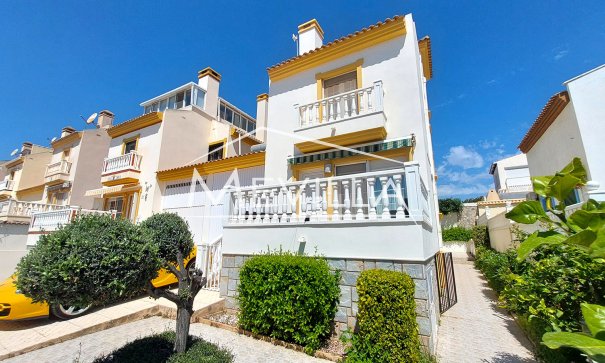 Villa - Salg (Resales) - Orihuela Costa - Cabo Roig