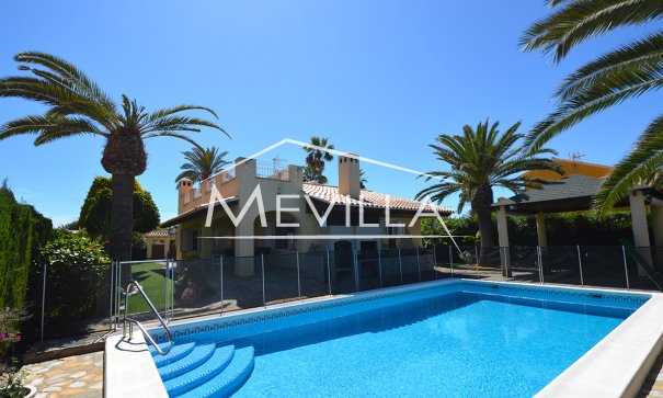 Villa - Salg (Resales) - Orihuela Costa - CR132