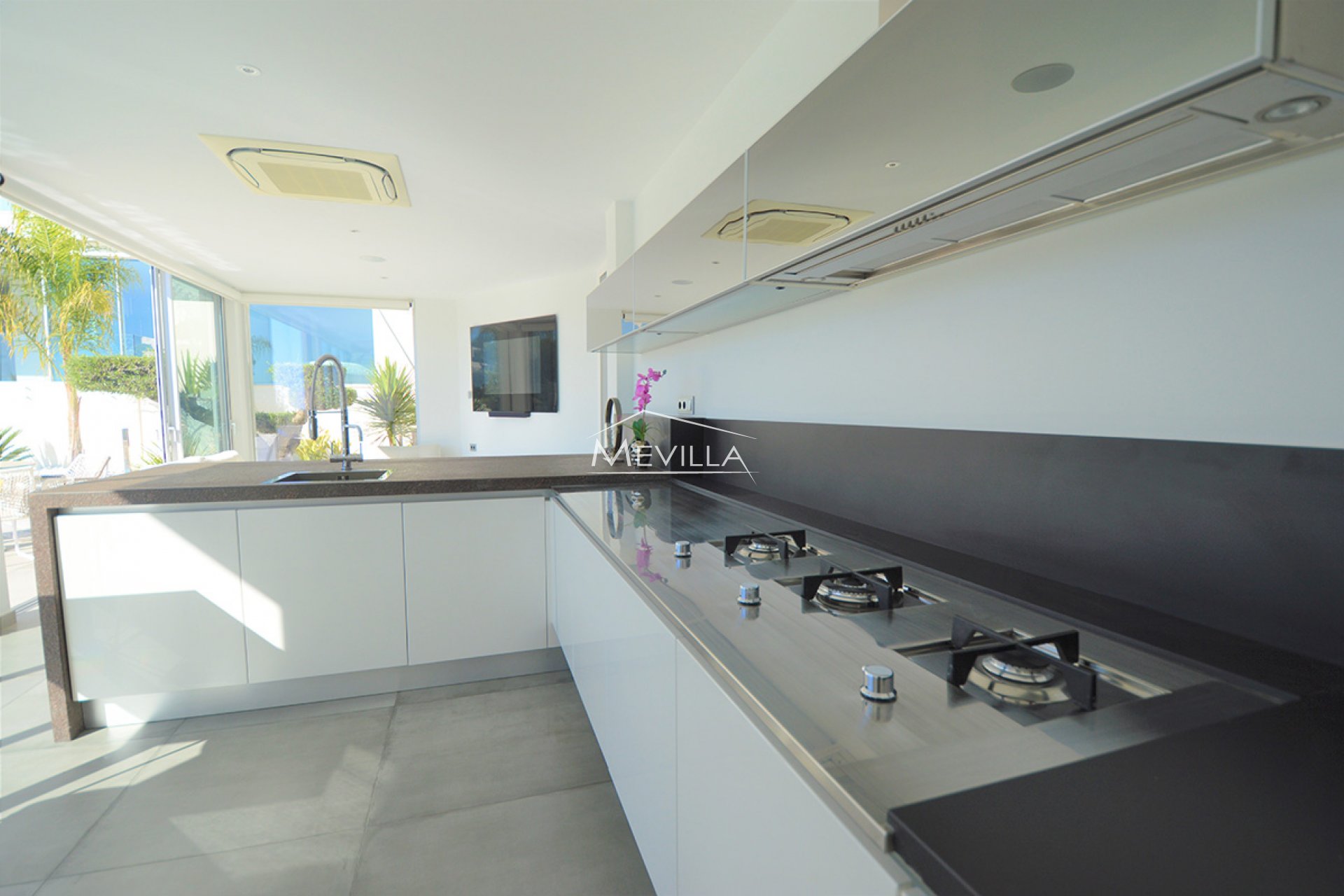  - Villa - San Miguel de Salinas