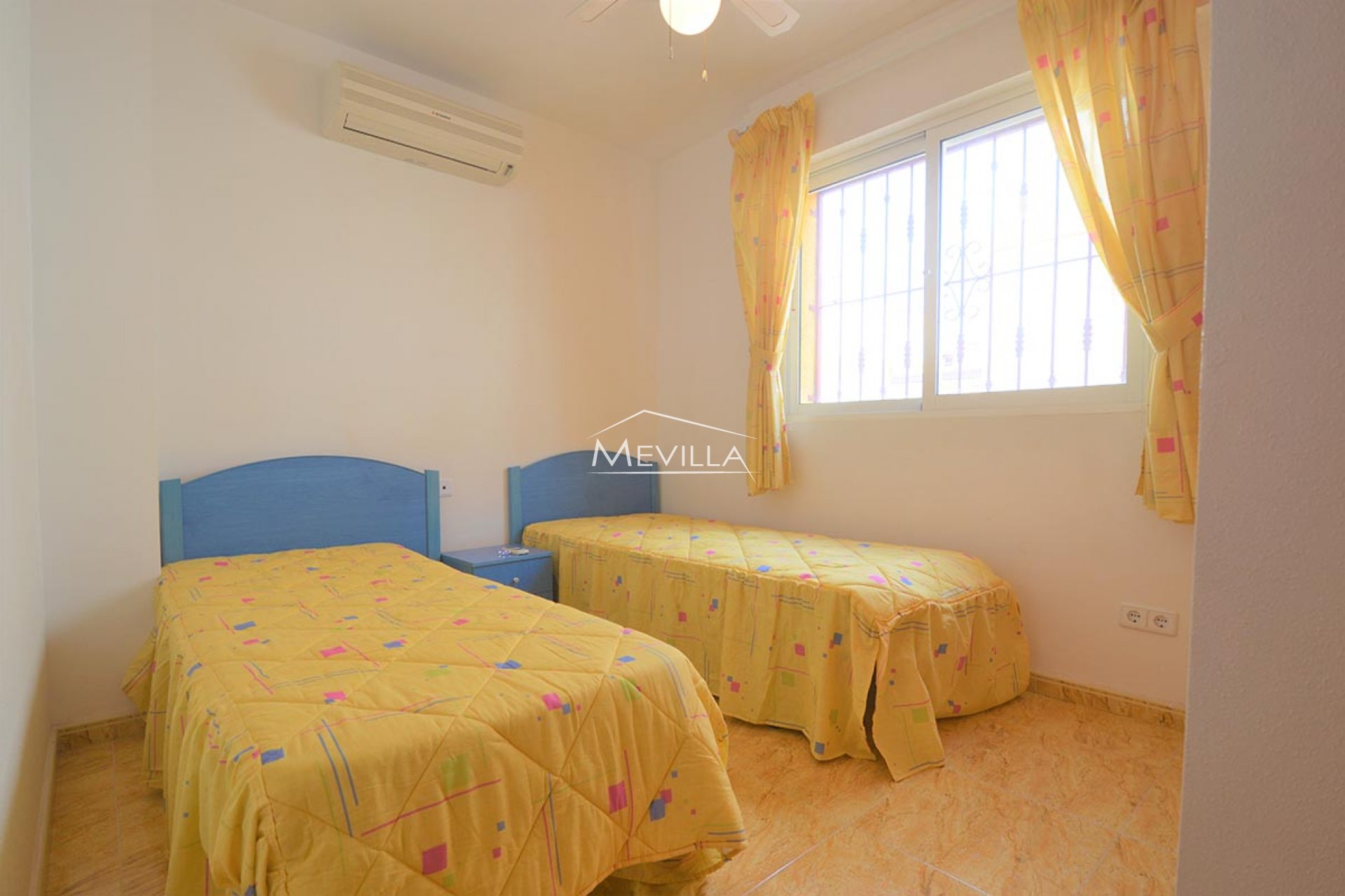 Wederverkoop -  - Orihuela Costa - Playa Flamenca