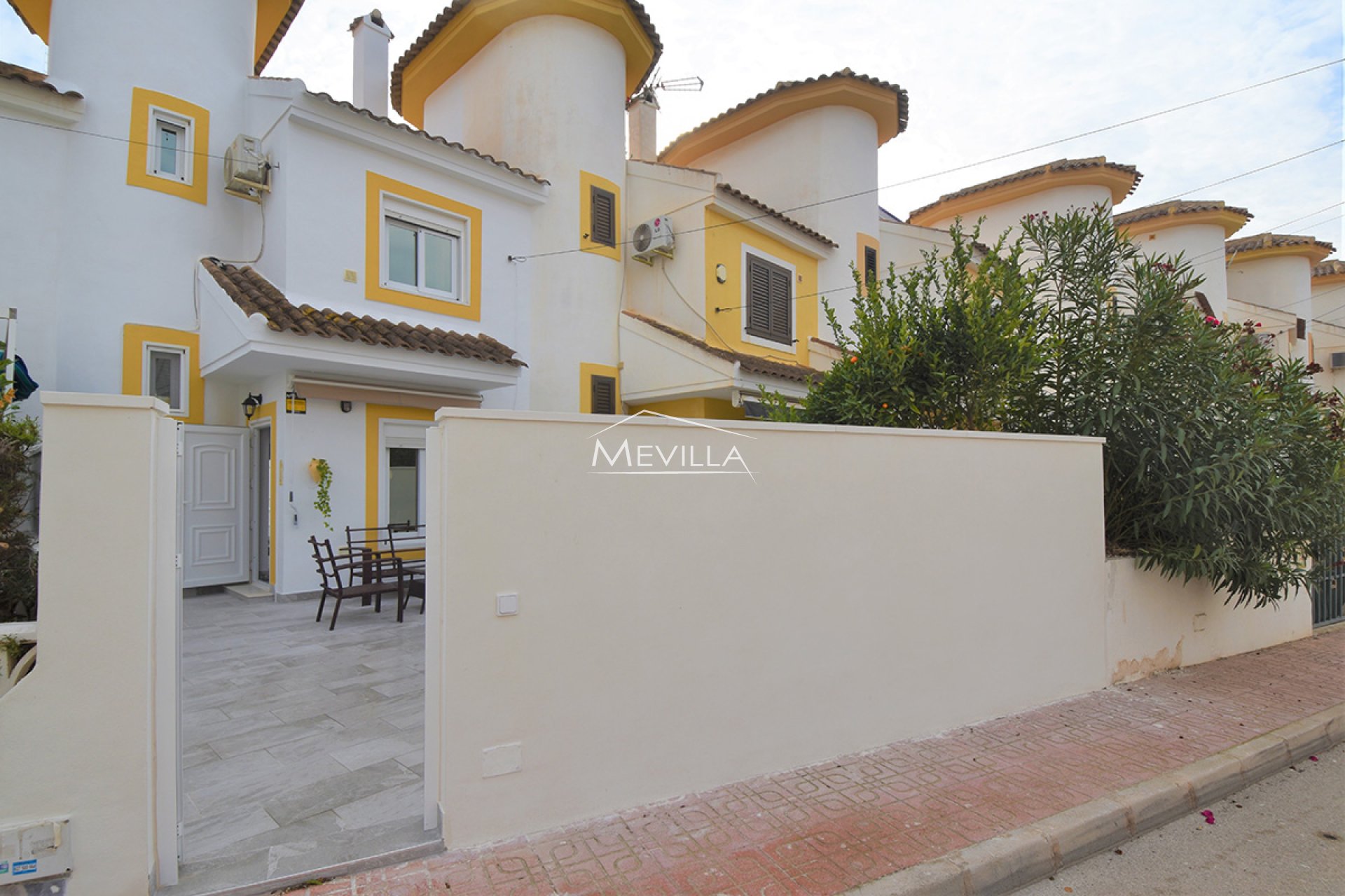 Wederverkoop -  - Orihuela Costa - Playa Flamenca