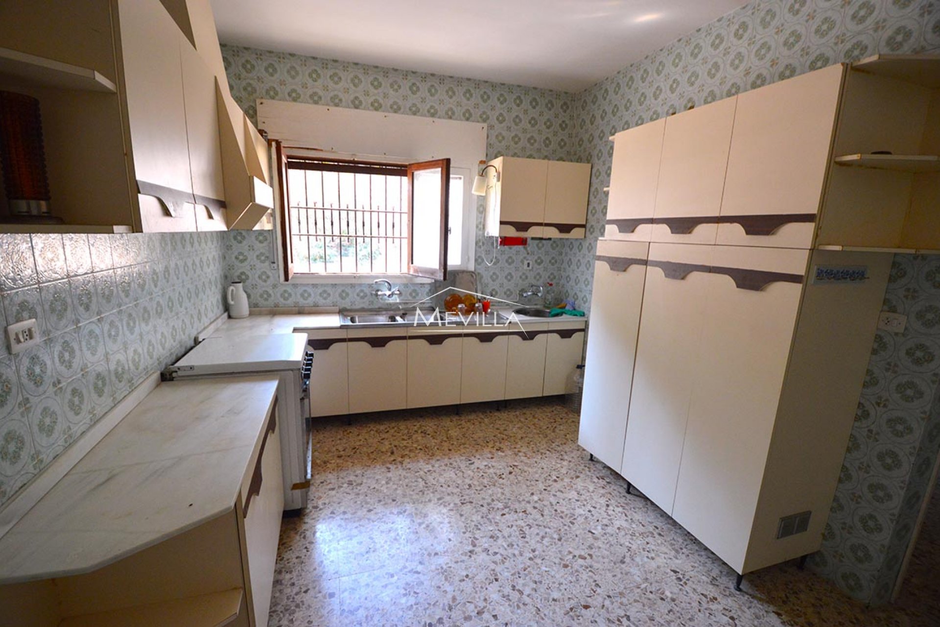 Wederverkoop - Plot - Orihuela Costa - Campoamor