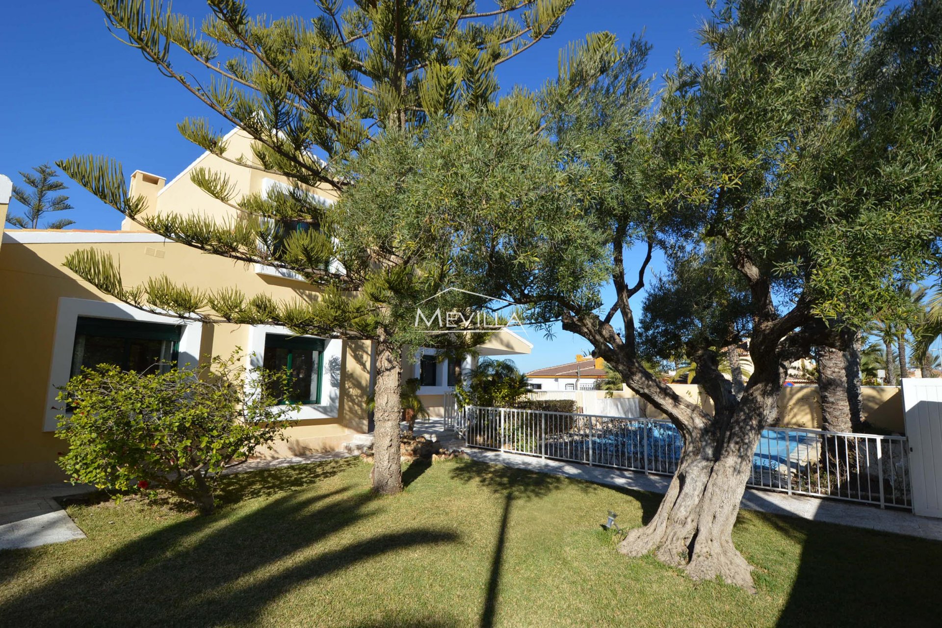 Wederverkoop - Villa - Orihuela Costa - Cabo Roig