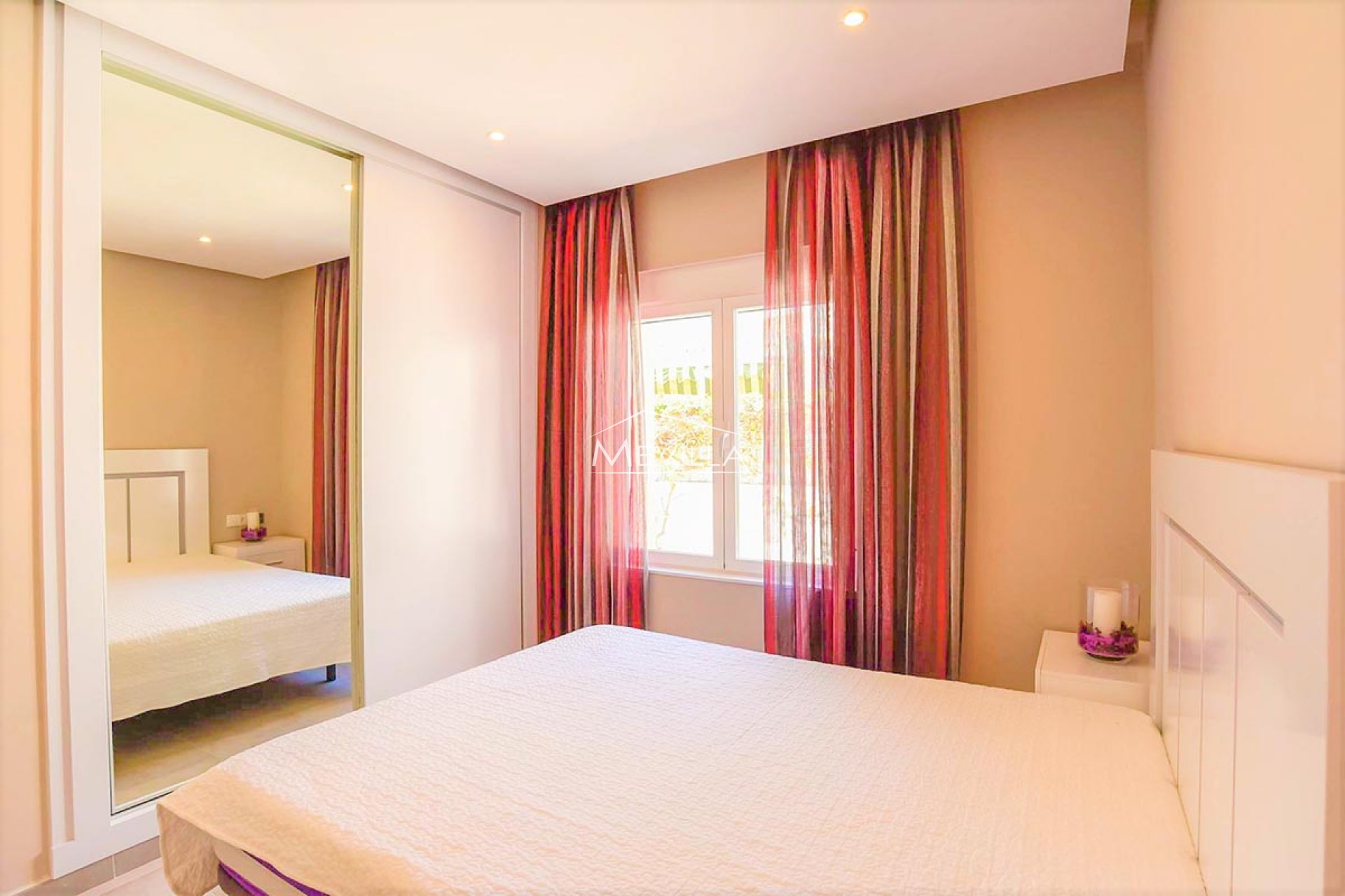 Wederverkoop - Villa - Orihuela Costa - Cabo Roig