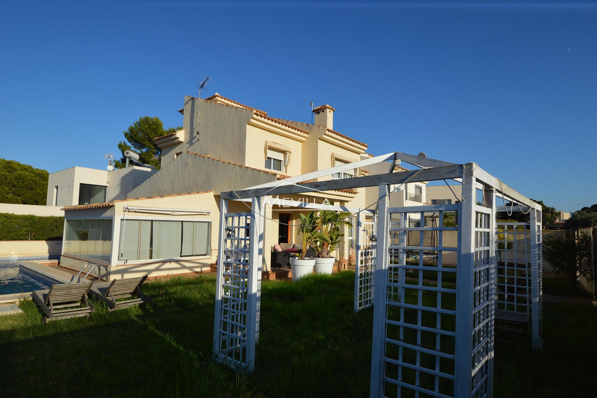 Wederverkoop - Villa - Orihuela Costa - Campoamor