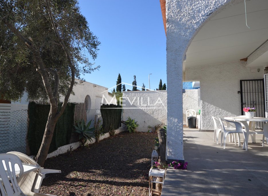 Wederverkoop - Villa - Orihuela Costa - Campoamor