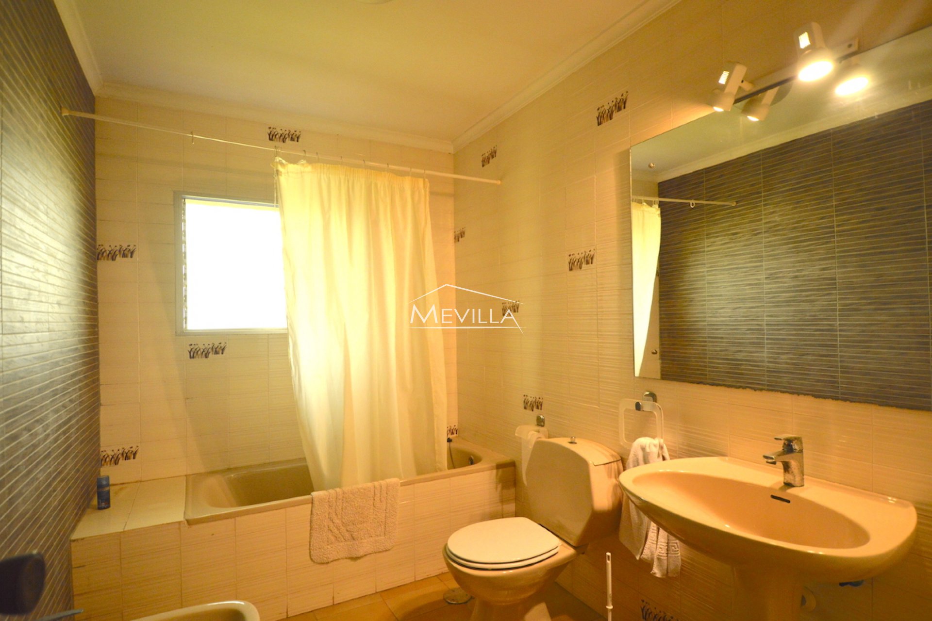 Wederverkoop - Villa - Orihuela Costa - Campoamor