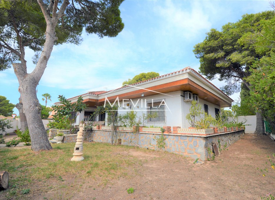 Wederverkoop - Villa - Orihuela Costa - Campoamor