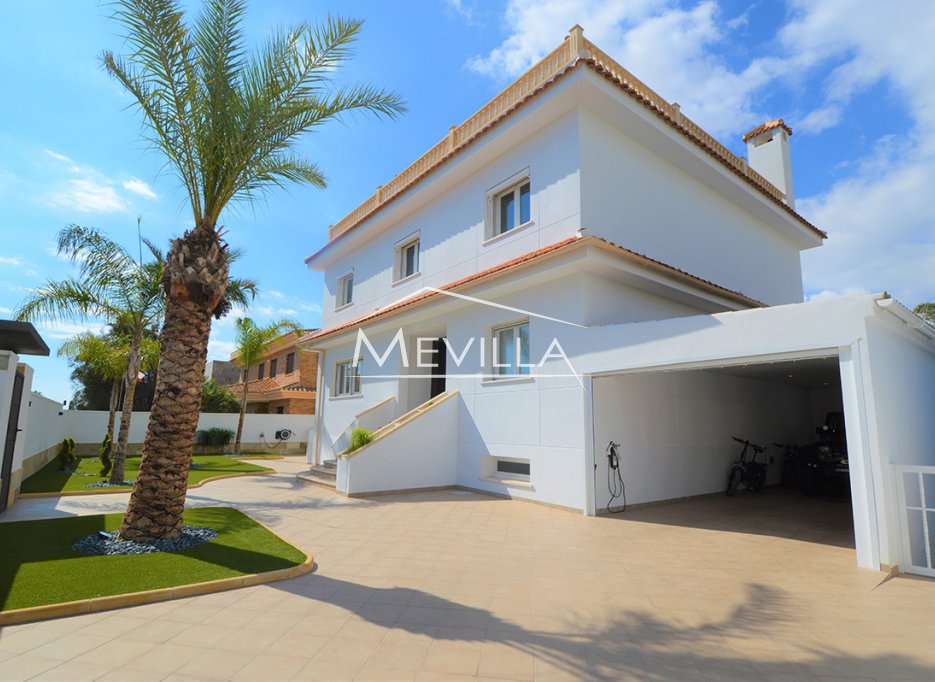 Wederverkoop - Villa - Orihuela Costa - Campoamor