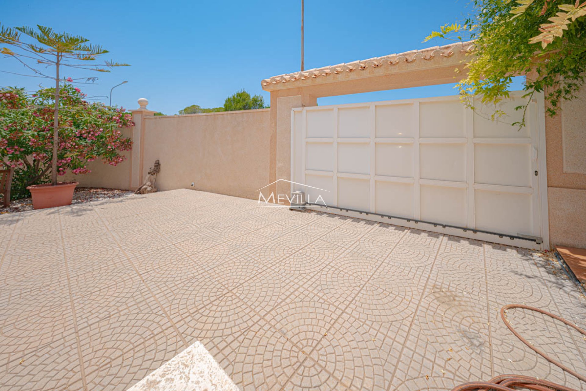 Wederverkoop - Villa - Orihuela Costa - Campoamor