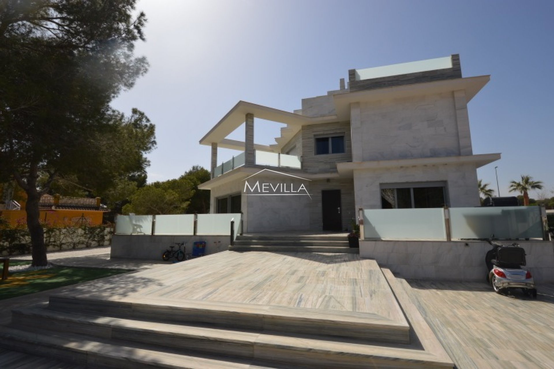 Wederverkoop - Villa - Orihuela Costa - Campoamor