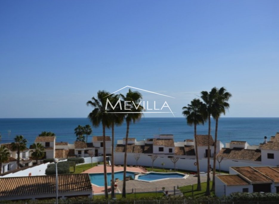 Wederverkoop - Villa - Orihuela Costa - Campoamor