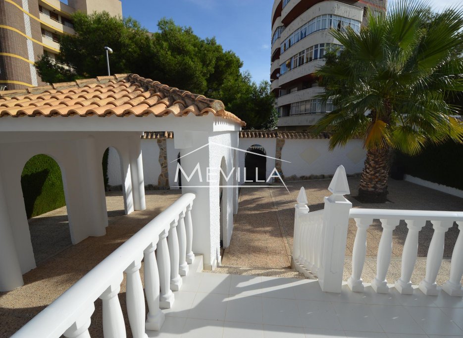 Wederverkoop - Villa - Orihuela Costa - La Zenia