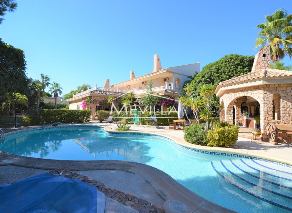 Wederverkoop - Villa - Orihuela Costa - La Zenia