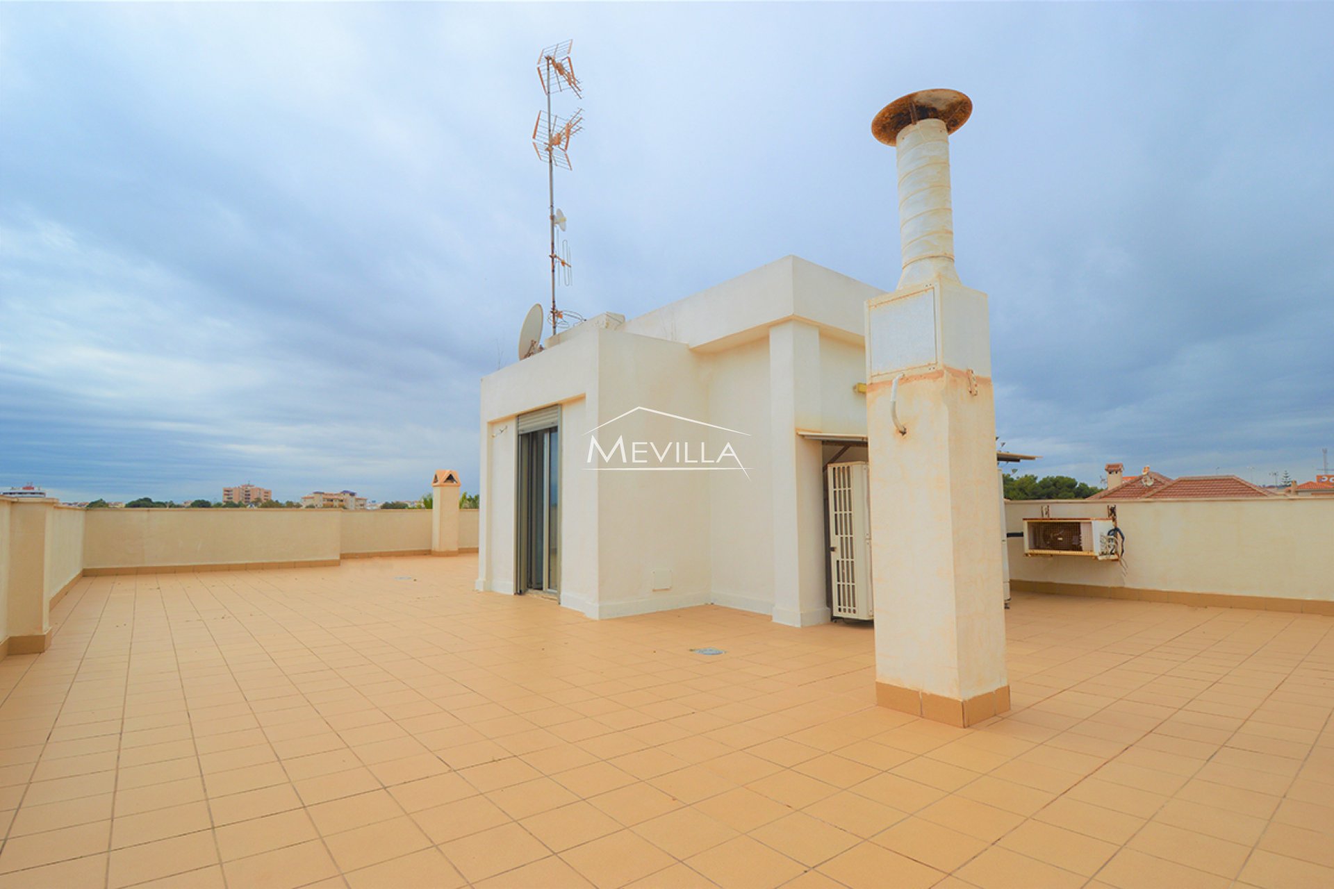 Wederverkoop - Villa - Orihuela Costa - La Zenia