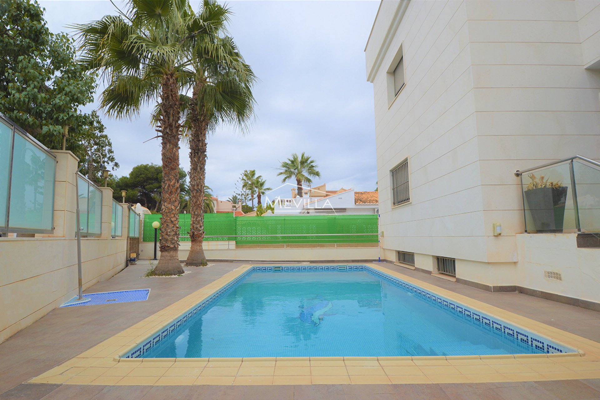 Wederverkoop - Villa - Orihuela Costa - La Zenia