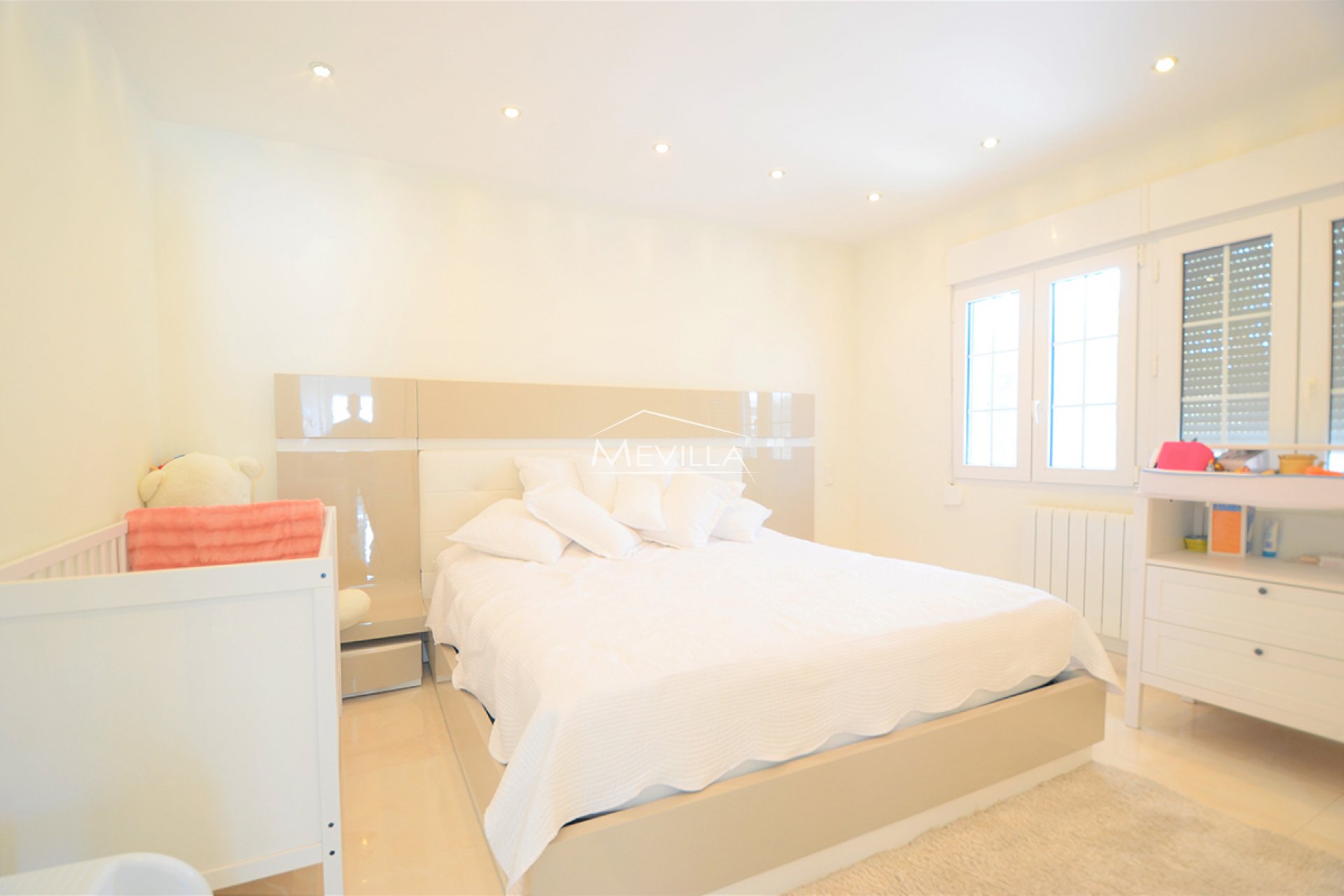 Wederverkoop - Villa - Orihuela Costa - La Zenia