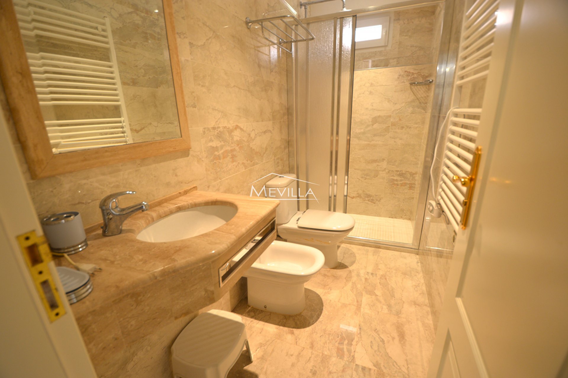 Wederverkoop - Villa - Orihuela Costa - La Zenia