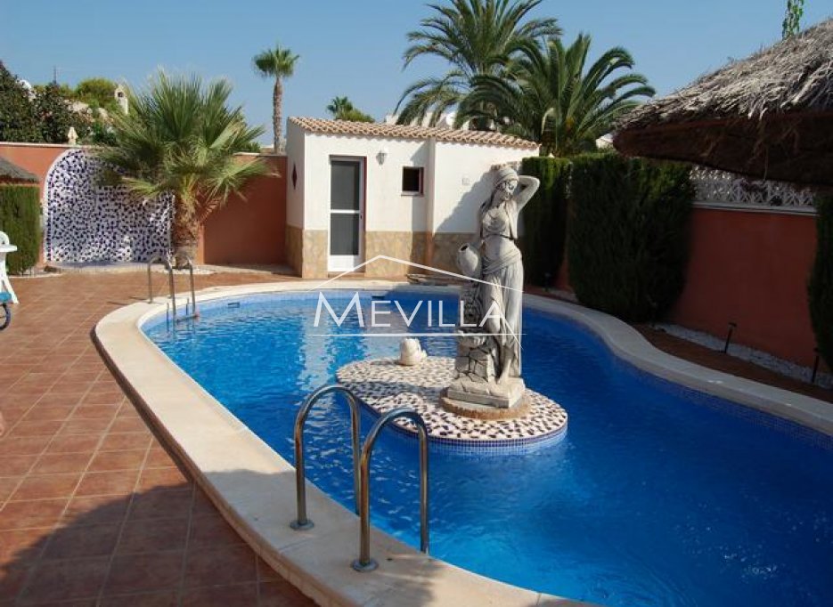 Wederverkoop - Villa - Orihuela Costa - La Zenia