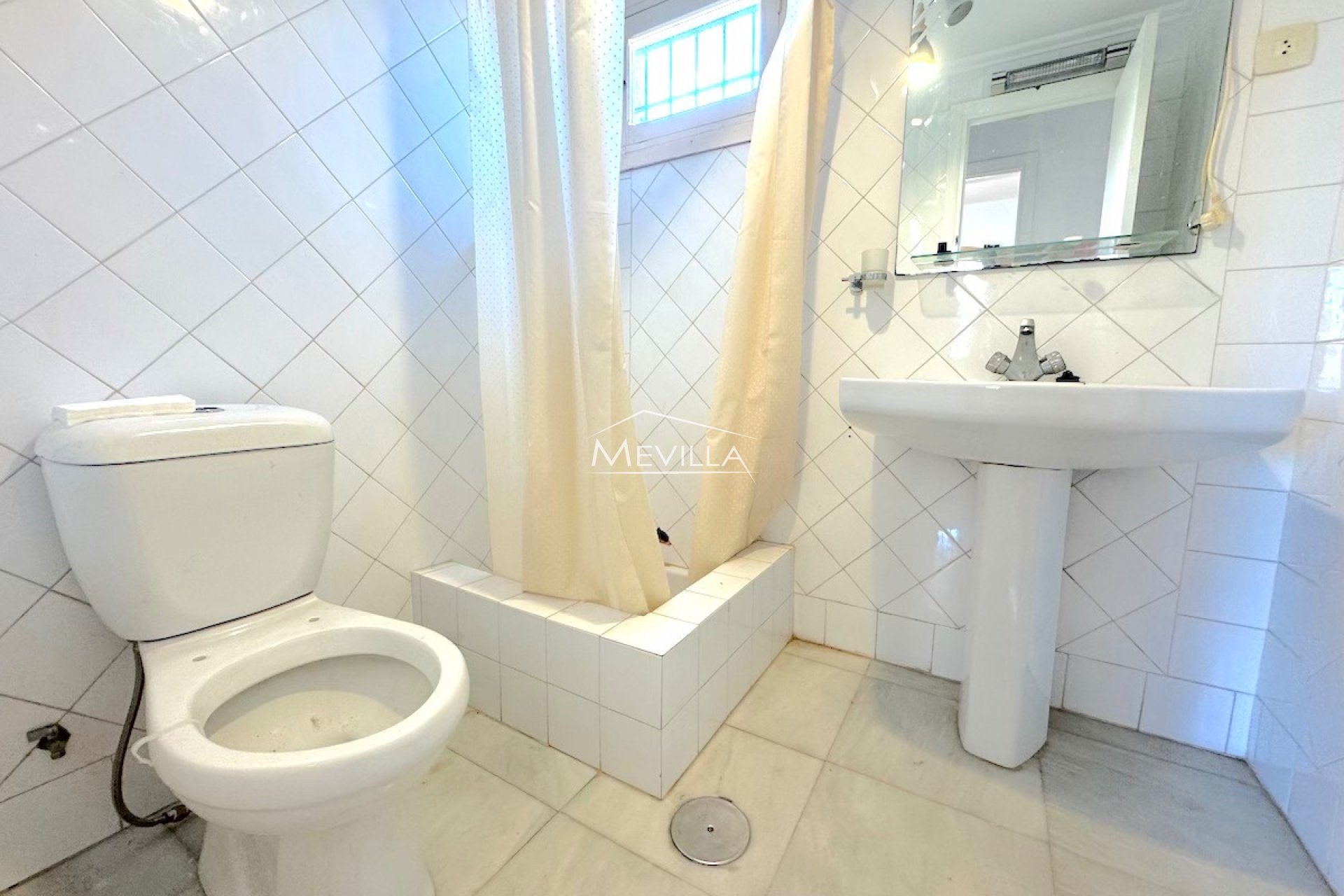 Wederverkoop - Villa - Orihuela Costa - La Zenia