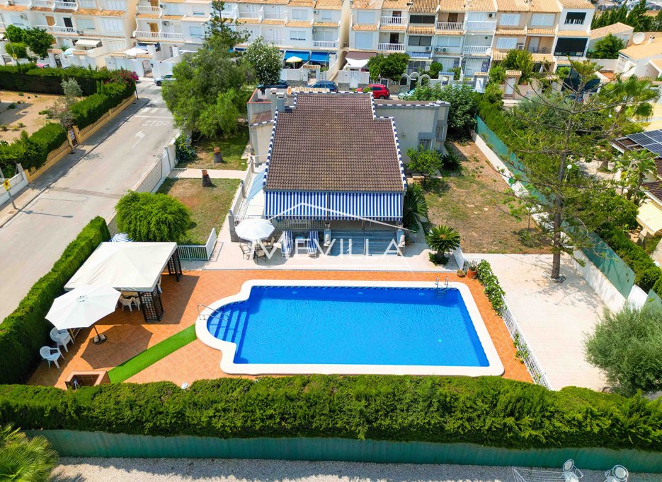 Wederverkoop - Villa - Orihuela Costa - La Zenia