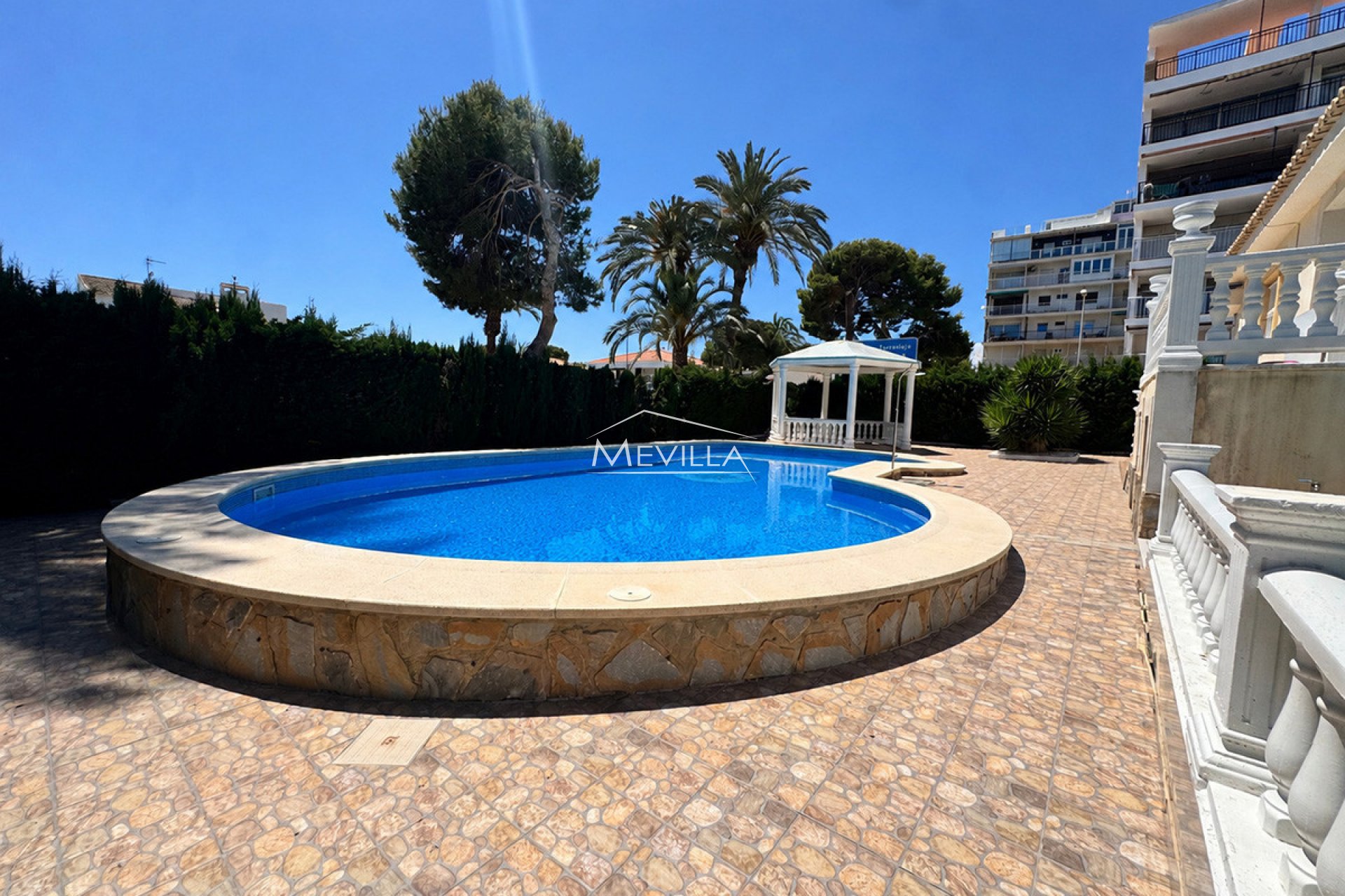 Wederverkoop - Villa - Orihuela Costa - La Zenia
