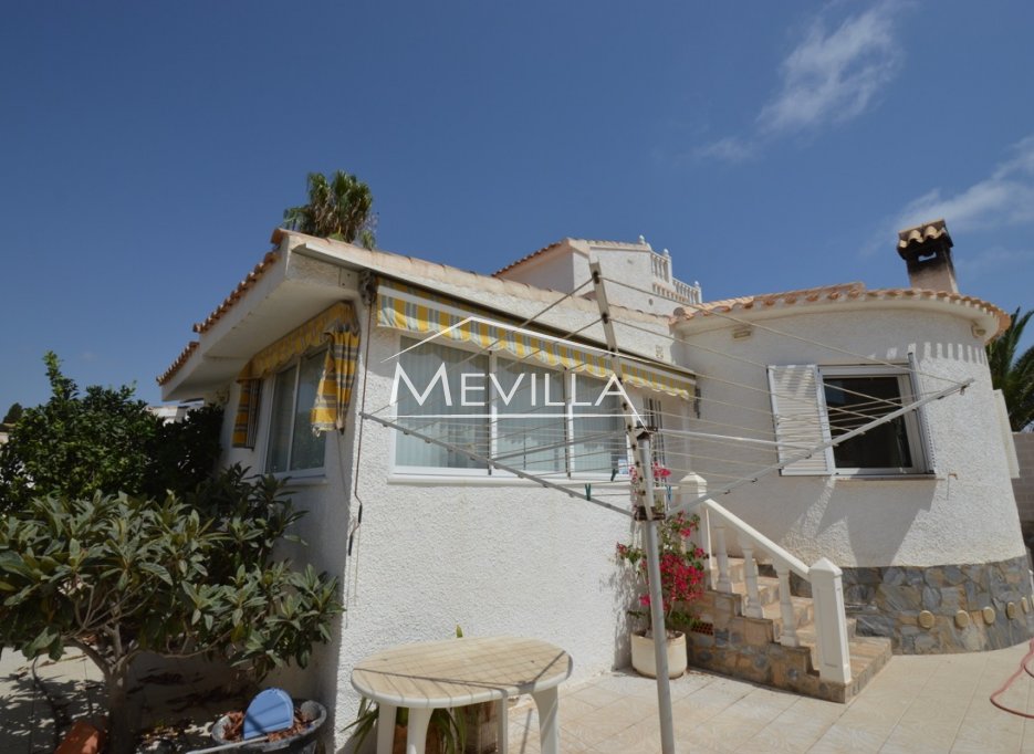 Wederverkoop - Villa - Orihuela Costa - La Zenia