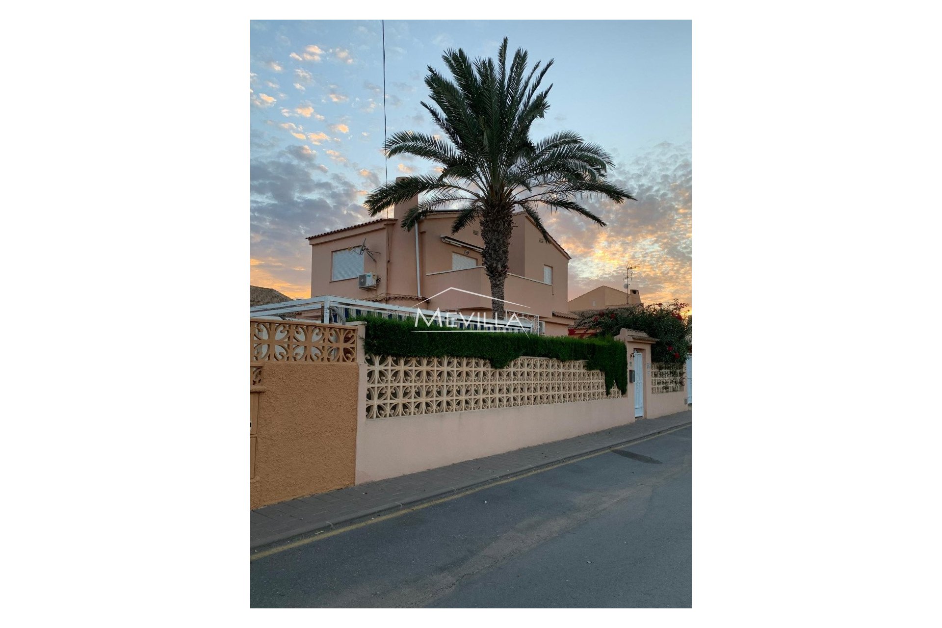 Wederverkoop - Villa - Orihuela Costa - Mil Palmeras