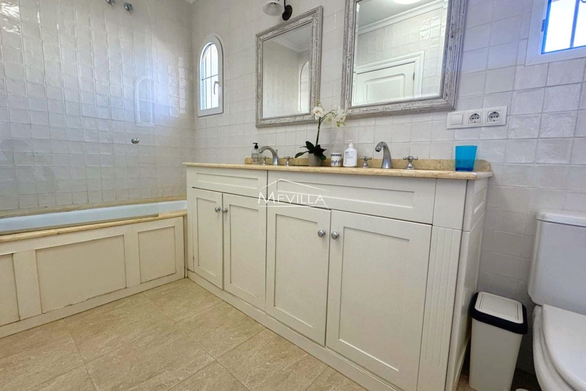 Wederverkoop - Villa - Orihuela Costa - Playa Flamenca