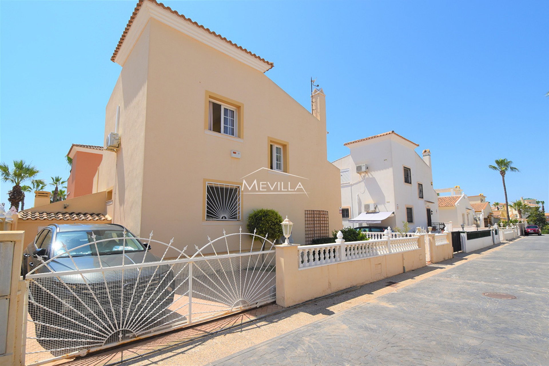 Wederverkoop - Villa - Orihuela Costa - Playa Flamenca