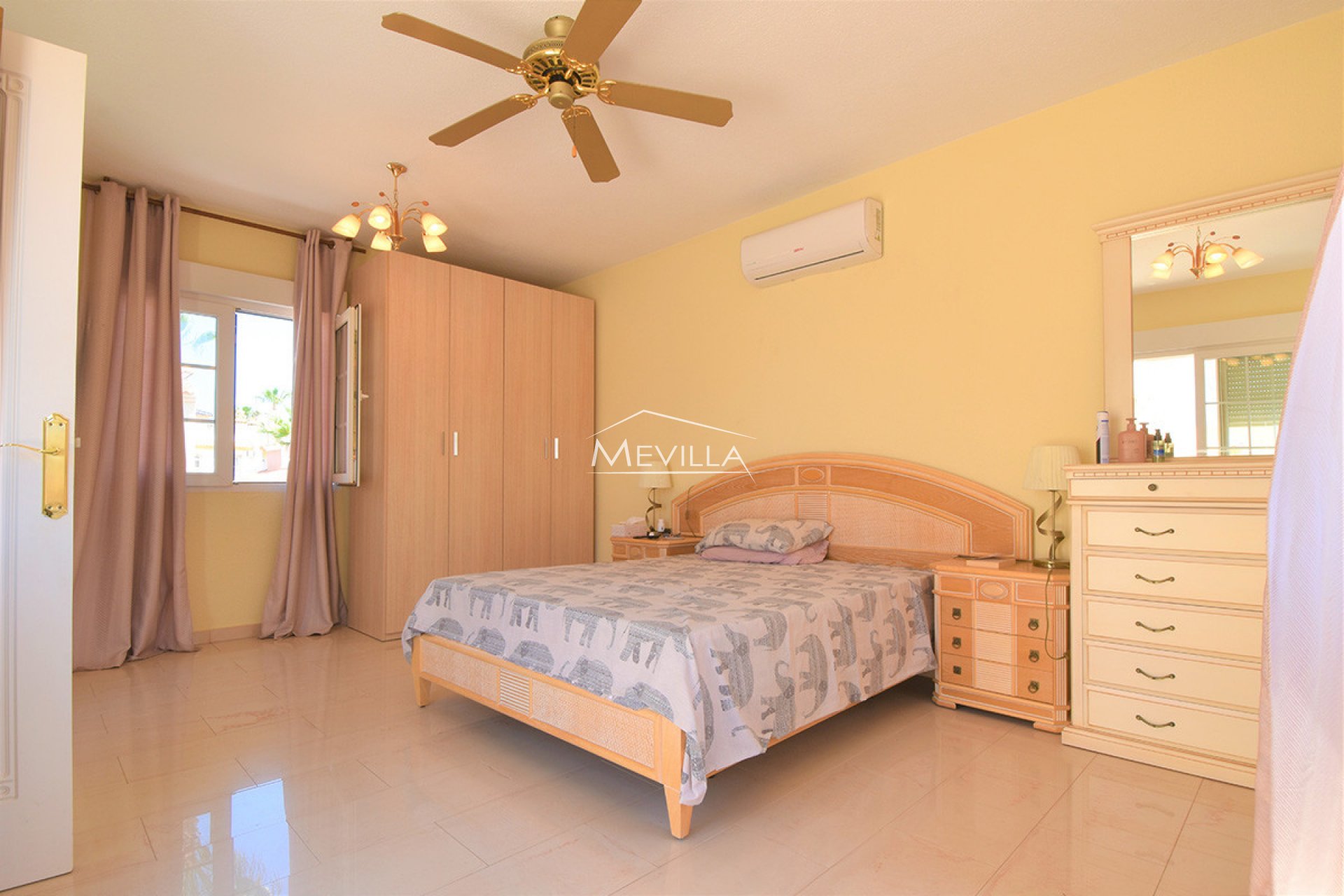 Wederverkoop - Villa - Orihuela Costa - Playa Flamenca