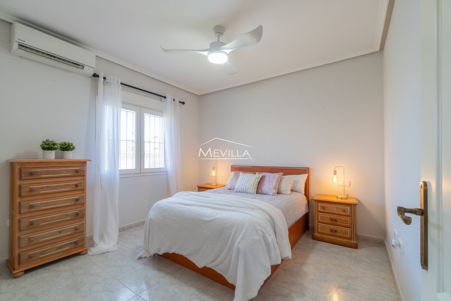 Wederverkoop - Villa - Orihuela Costa - Playa Flamenca