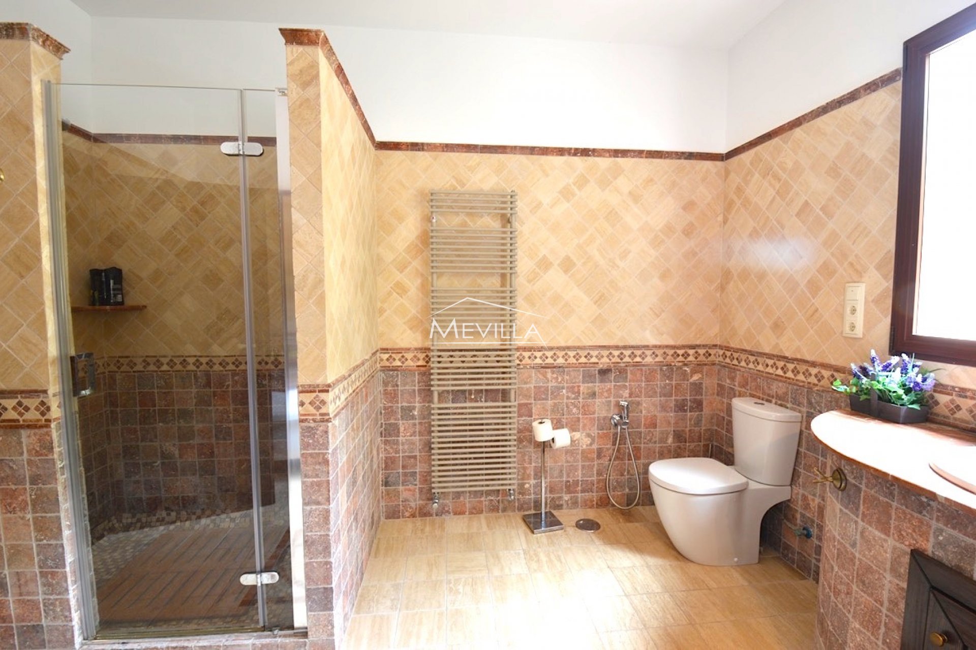 Wederverkoop - Villa - Orihuela Costa - Punta Prima