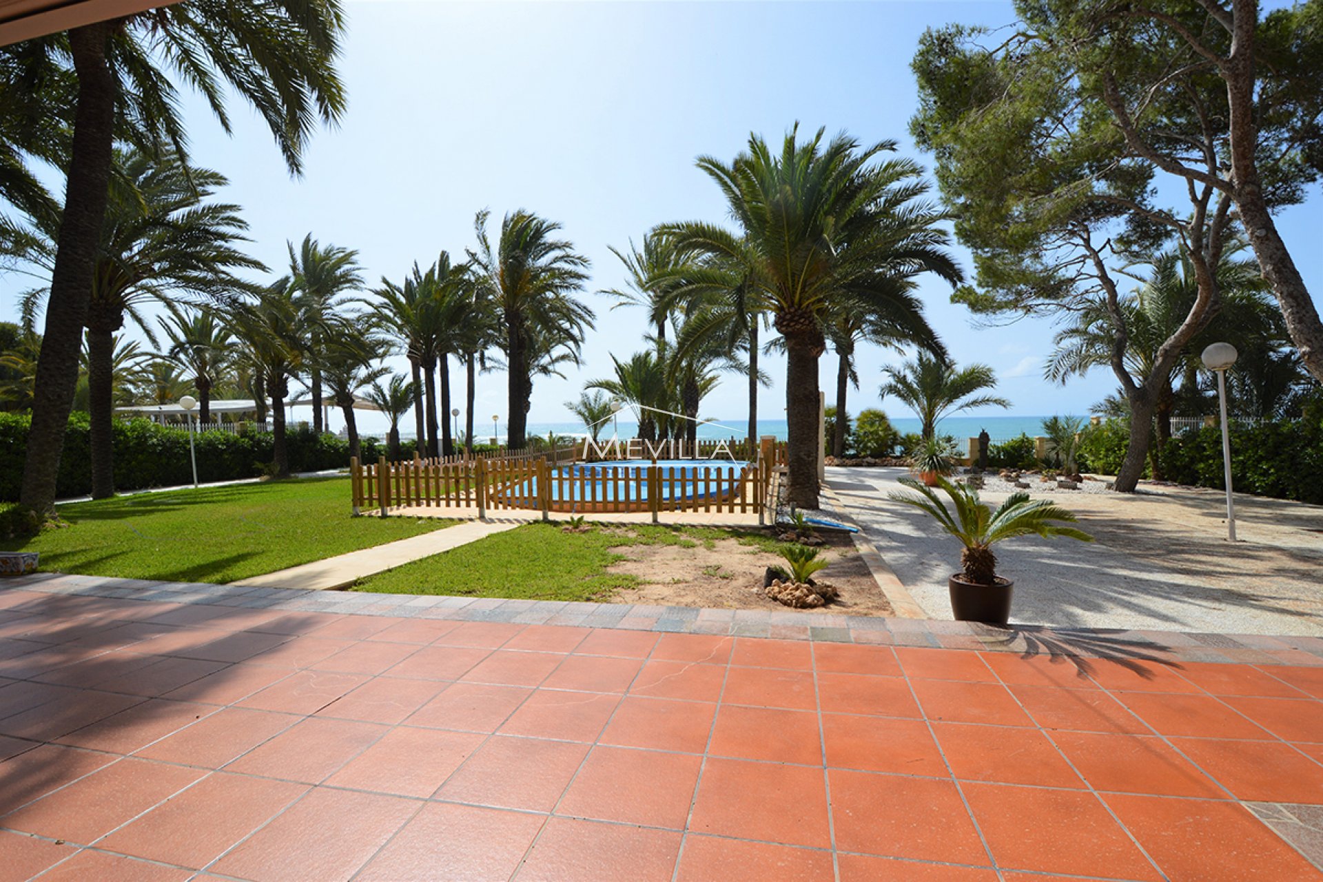 Wederverkoop - Villa - Orihuela Costa - Punta Prima