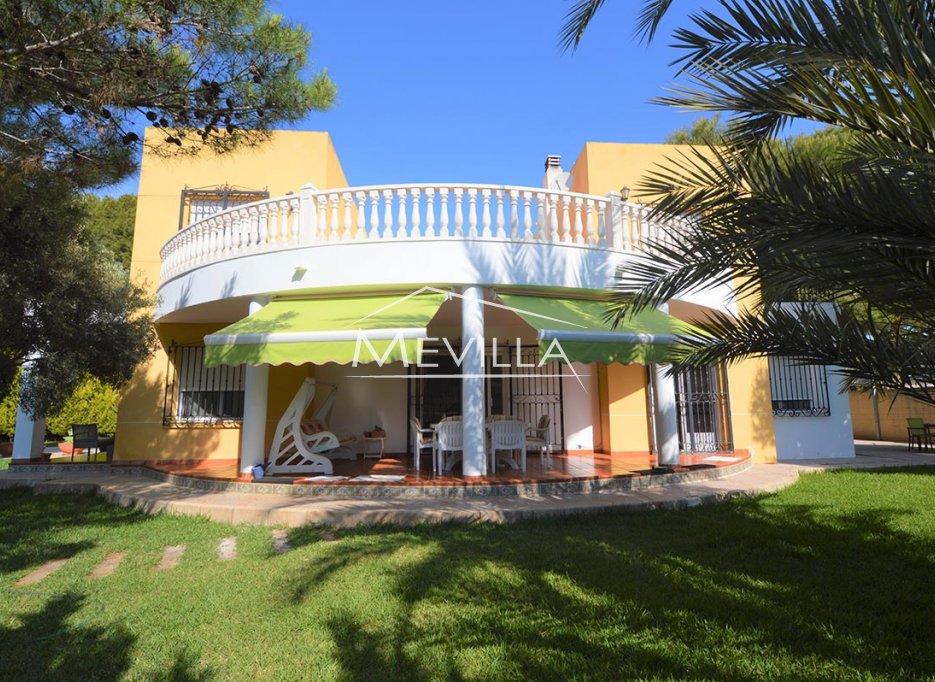 Wederverkoop - Villa - Orihuela Costa - Punta Prima