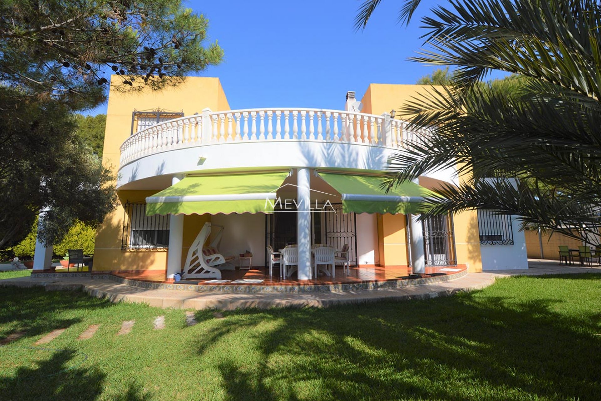 Wederverkoop - Villa - Orihuela Costa - Punta Prima