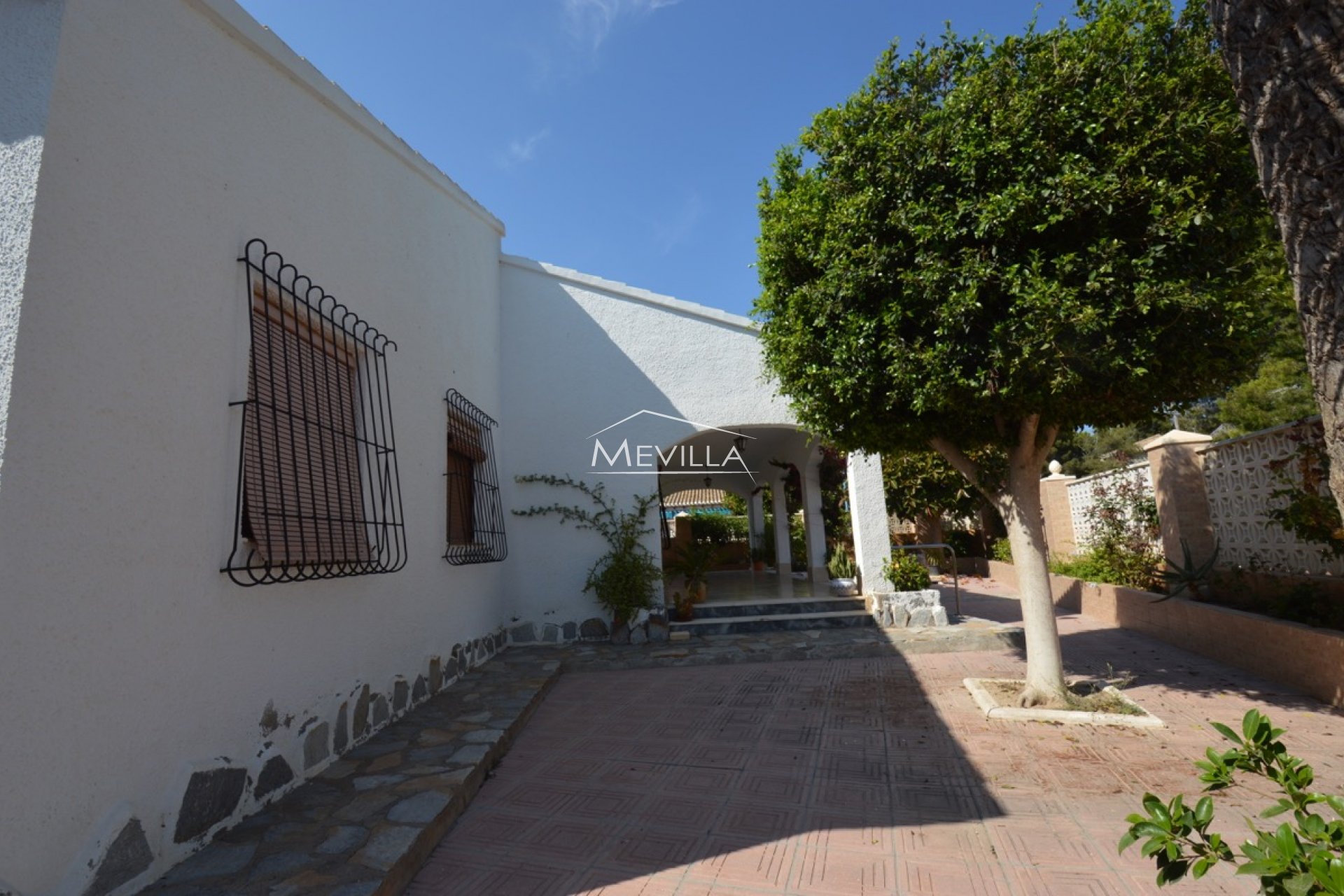 Wederverkoop - Villa - Orihuela Costa - Punta Prima