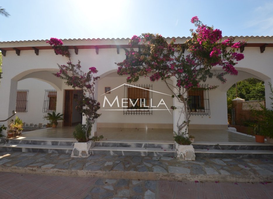Wederverkoop - Villa - Orihuela Costa - Punta Prima