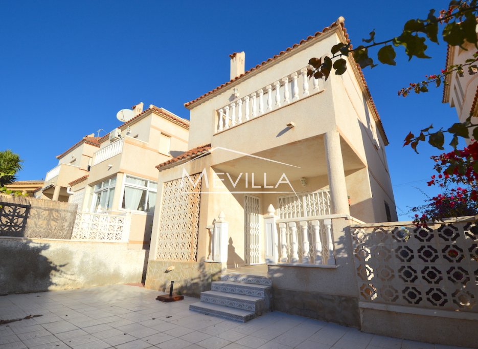 Wederverkoop - Villa - Orihuela Costa - Villamartin