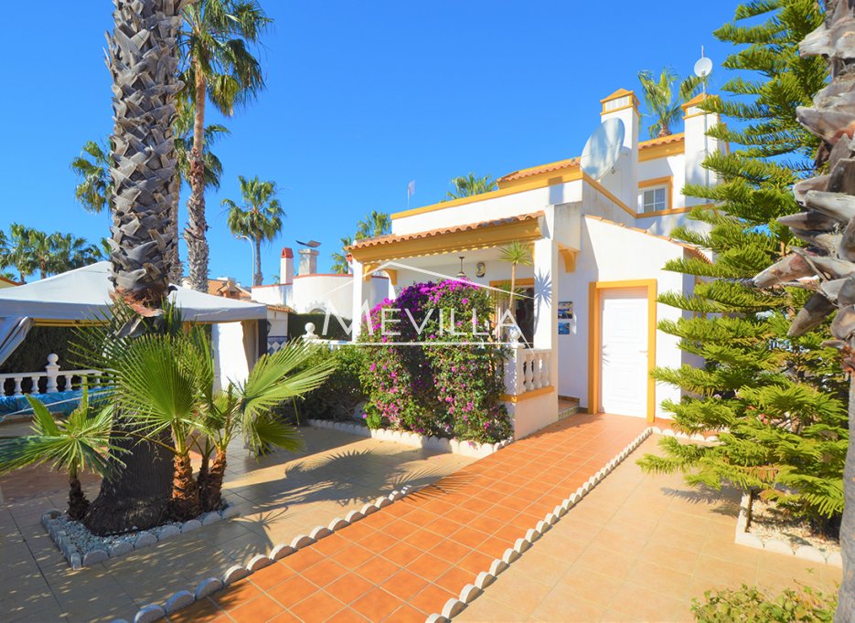 Wederverkoop - Villa - Orihuela Costa - Villamartin