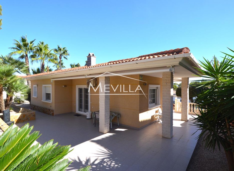 Wederverkoop - Villa - Orihuela Costa - Villamartin