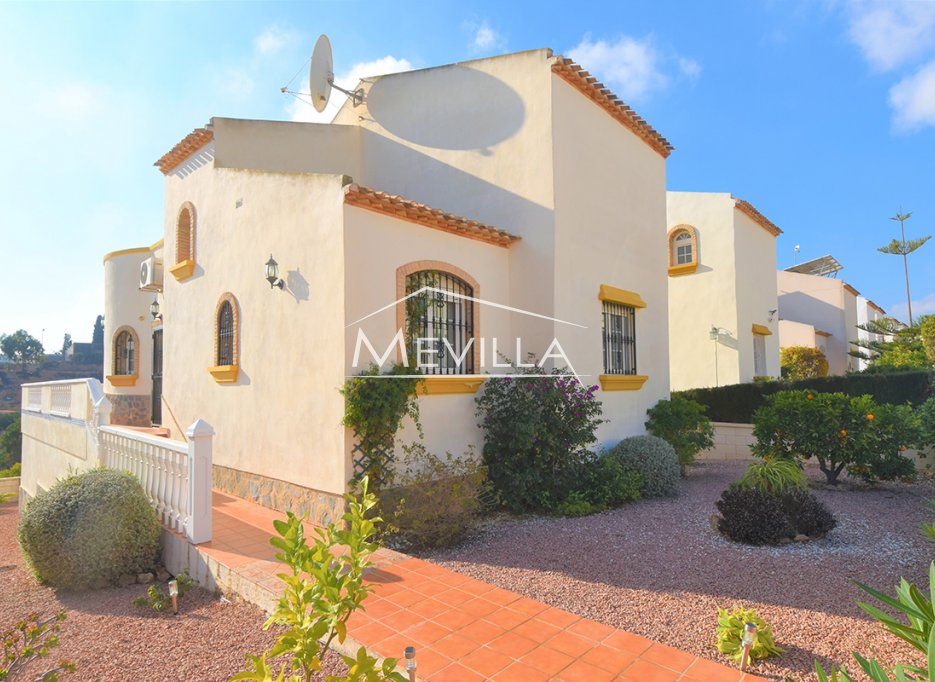 Wederverkoop - Villa - Orihuela Costa - Villamartin