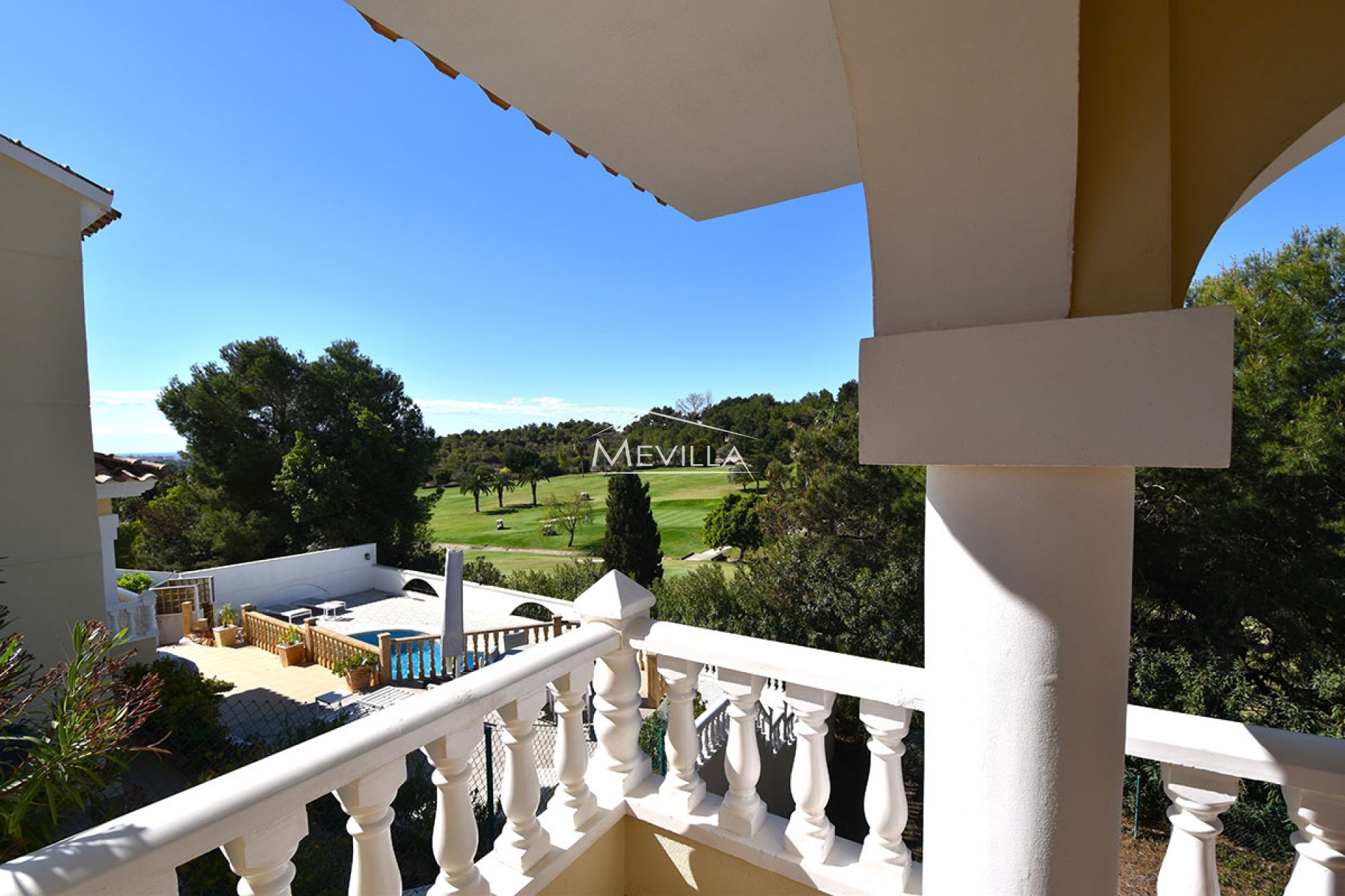 Wederverkoop - Villa - Orihuela Costa - Villamartin