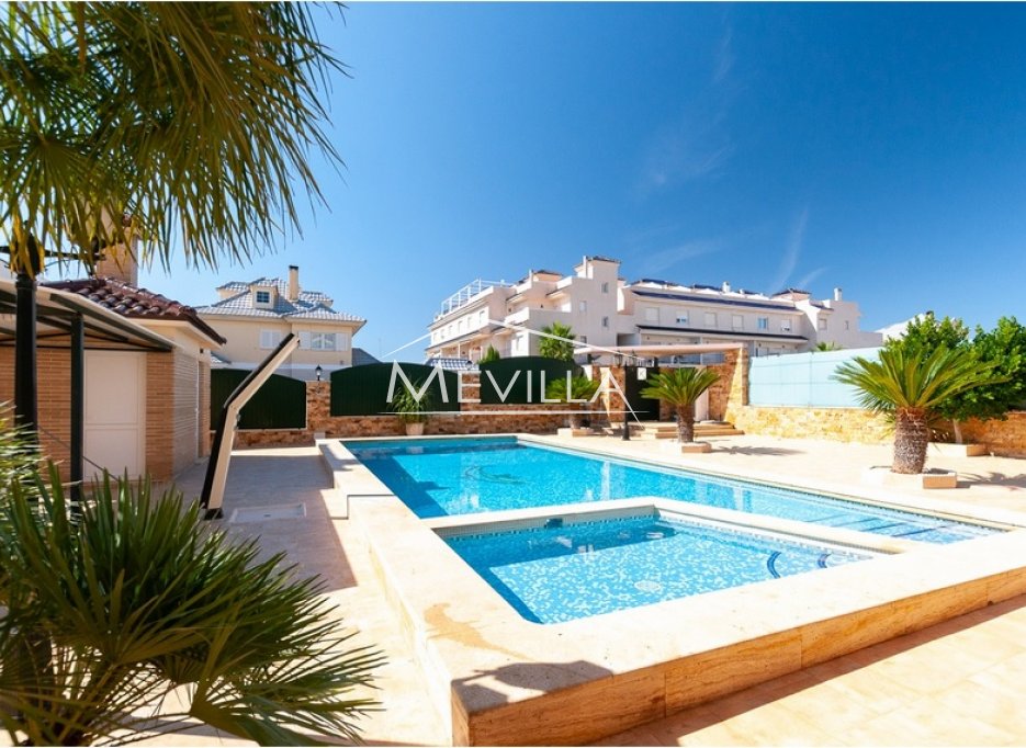 Wederverkoop - Villa - Torrevieja - La Veleta