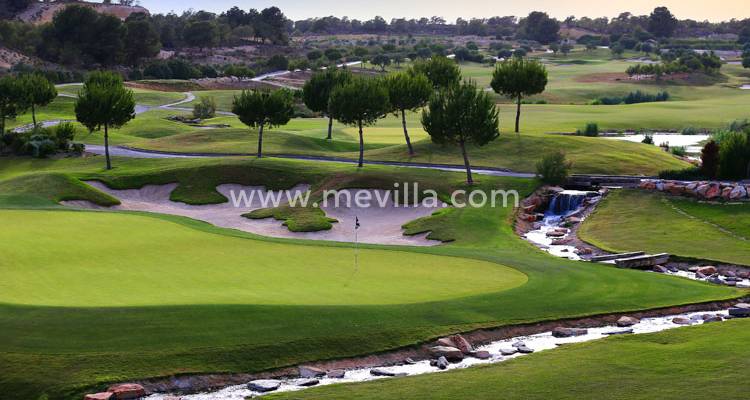 The best new build villas in Las Colinas Golf and Country Club 2021