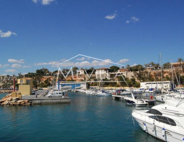 Nachfrage nach Immobilien in erster Meerlinie von Cabo Roig ist hoch