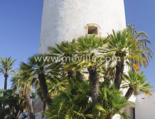 Buenas razones por las que adquirir una casa en Cabo Roig