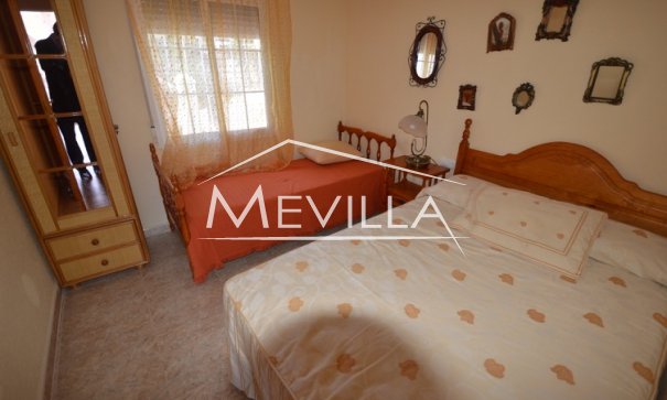 Reventas - Chalet / Villa - Orihuela Costa - Villamartin