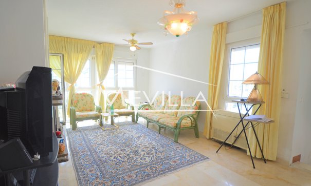Salg (Resales) - Villa - Orihuela Costa - Villamartin